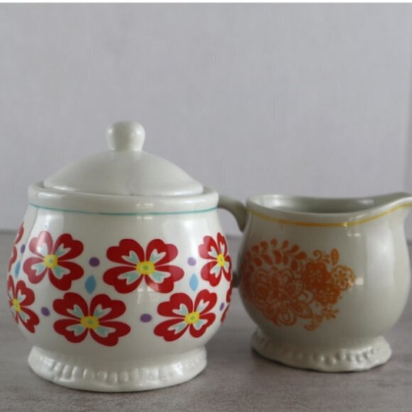 The Pioneer Woman Flea Market Nesting Measuring Cups, Creamer, & Sugar Bowl Set - Picture 9 of 12